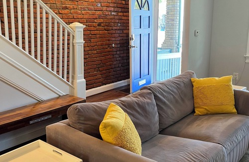 Brookland House | 3BD Spacious Brookland Home W Parking & By Metro