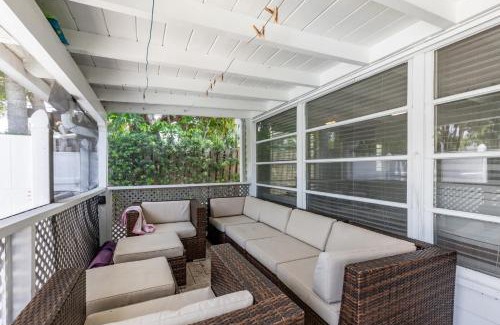 Lake Worth House | 3BR Beach Getaway with Pool, Bikes & BBQ