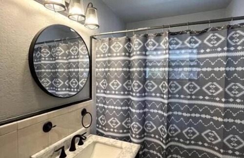 Flagler Village House | 3br House. 10 Min to Beach