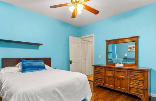 Bridgeport Apartment | 3BR near Yale New Haven/Bridgeport
