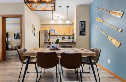 Cougar Creek Condo | 3BR Rockies Condo | Heated Pool + Hot Tub