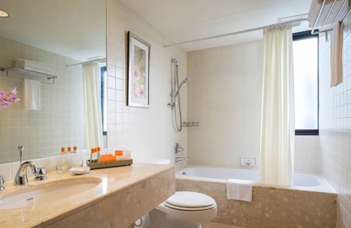 Chong Nonsi House | 3BR Suite, near Chongnonsi BTS 3