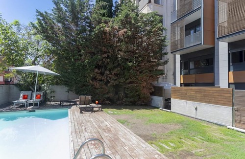 El Putget i Farro Apartment | 3BR with Terrace and pool available for 8 guests