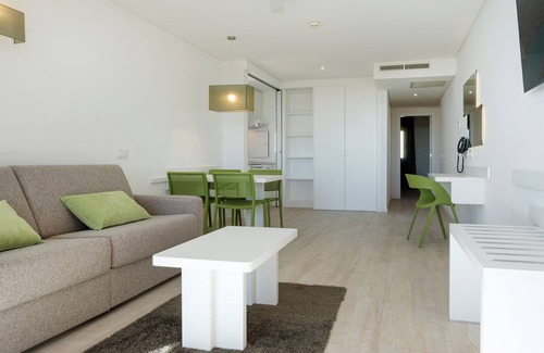 Olhos D'Agua Apartment | 3HB Falésia Garden