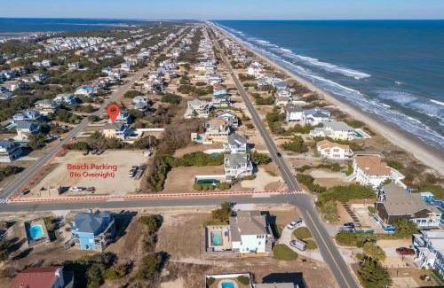 Whalehead Beach House | 3Min Walk to Beach Pool and Hot Tub