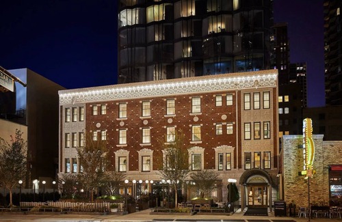 Gold Coast House | 3x Comfortable Deluxe Queen Queen Rooms at Viceroy Chicago, Pet-Friendly!