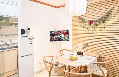 Euncheon-dong Apartment | 4인 침대3개 봉천역 도보 3분 호텔침구 웰컴푸드