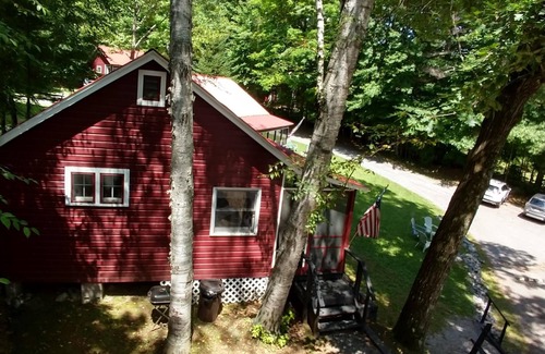 Chestertown Cottage | #4 Adirondack FamilyFriendly Waterfront on LoonLake. Boating,fishing,swimming!