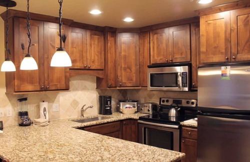 Breckenridge Resort | 4 Bdrm Grand Lodge on Peak 7 Resort & Spa Breckenridge