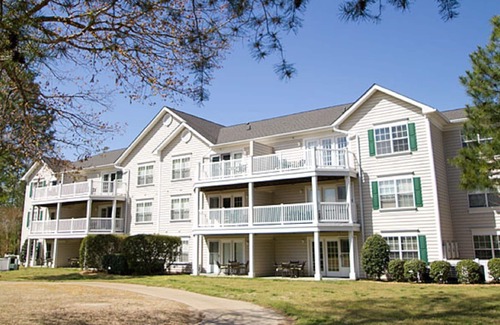 Berkeley Condo | 4 BDRM~ SLEEPS 12~ 2 LIVING RMS~2 KITCHENS~4 BATHS~INDOOR/OUTDOOR POOLS/HOT TUBS
