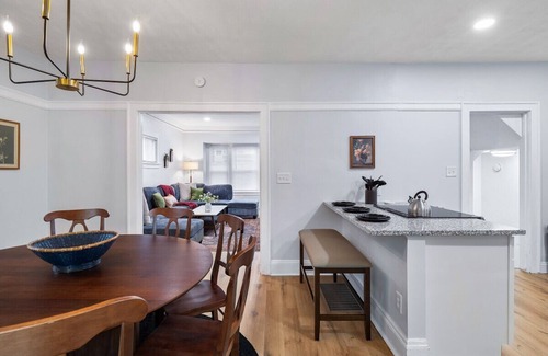Lakewood House | 4 Bed 2 Bath Walk to Lakewood Restaurants & Shops