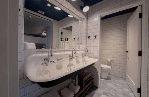 Florida Central Atlantic Coast Resort | 4 Bed, 4 Bath Luxury 2-Story Flat ADA, Garden View in Orlando, FL near Disney!
