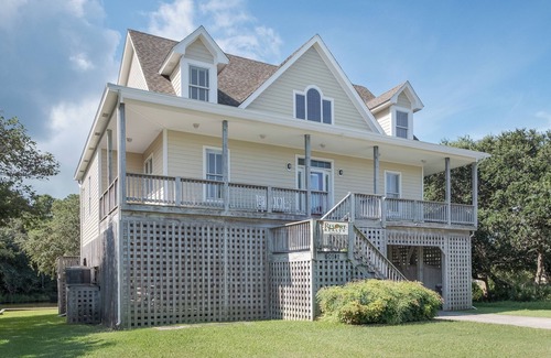 Brigands' Bay House | 4 Bed Canal front in frisco