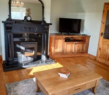 Inch House | 4 Bed in Annascaul oc-ii08305