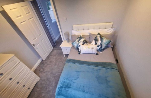 Flamborough Cabin | 4-Bed Lodge in flamborough Bridlington sleeps 8