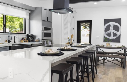 Coral Terrace House | 4 Bed Private Miami Home