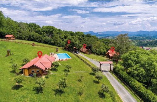 Novi Marof House | 4 bedroom accommodation in Novi Marof