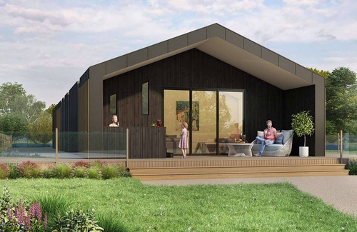 Goole Cabin | 4 bedroom accommodation in Spaldington