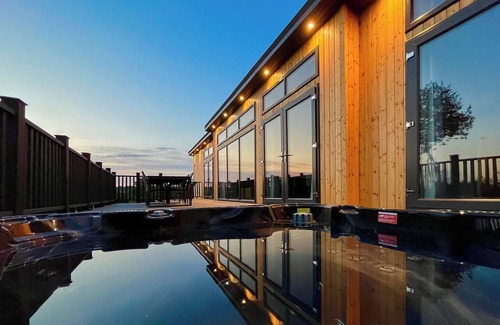 Coleford Ski Chalet | 4 bedroom accommodation in Coleford, Forest oF Dean