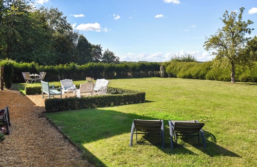 Diss Cottage | 4 bedroom accommodation in Redgrave