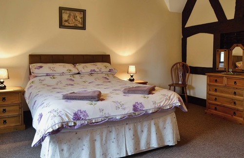 Blakeney Cottage | 4 bedroom accommodation in Blakeney