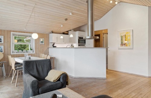 Rageleje House | 4 bedroom cozy home in Vejby