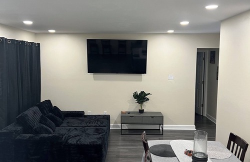 Pontchartrain Park House | 4-bedroom house in fabulous New Orleans with AC, Wi-Fi