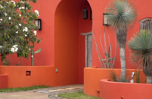 South Padre Island Villa | 4-Bedroom Island Oasis - Exquisite Villa in South Padre Island with AC & WiFi