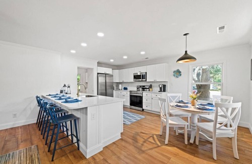 Myrtle Beach House | 4 bedroom pool home 1 block from the Beach!