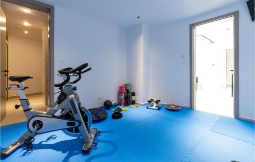 Susica House | 4 Bedroom Stunning Home In Murter