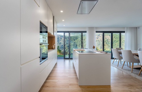 Vieira do Minho Villa | 4-bedroom villa in amazing Braga with AC, WiFi. Enjoy your stay