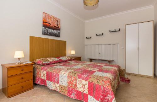 Manta Rota House | 4 bedroom villa wi-fi and shared pool by ALGARVEMANTA