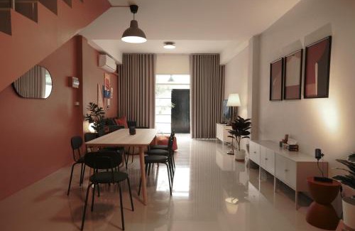 Chiang Rai Apartment | 4 bedrooms, Private & Cozy house @ Walking Street