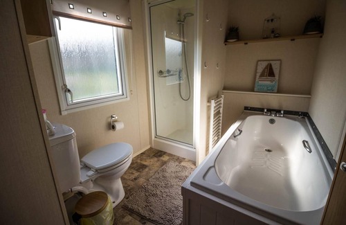 Lowestoft House | 4 berth caravan with decking at North Denes in Suffolk ref 40167ND