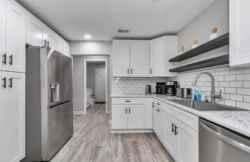 Ocala House | 4 BR/2 BA, HEATED Pool, Split Floor Plan, King Suite, W/D, Garage & Yard