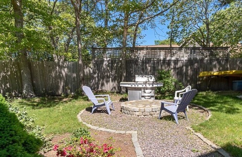 East Chop House | 4 BR/4 BA Modern Victorian: The Mack on Winemack