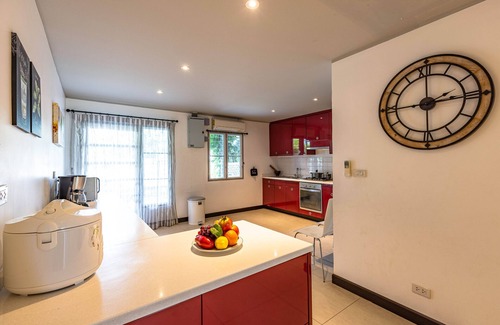 Khao Takiab House | 4 BR Townhouse in Great Location BSS