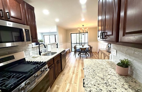 Vernon Condo | 4 BR Treetop Escape | Orchards, Skiing, Mountain Creek, Minerals, Wildlife