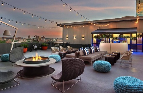 Bay Village Hotel | 4 Deluxe Back Bay View 2 Queens, Revere Hotel, Parking, Close to Freedom Trail