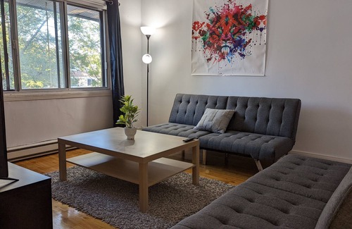 Francois-Perrault Apartment | 4 Guest Apartment with King Bed near Saint-Michel
