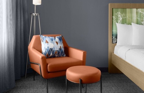Orlando Hotel | 4 Inviting Suites w/Pool Access – Ideal for Group and Family Stays in Orlando