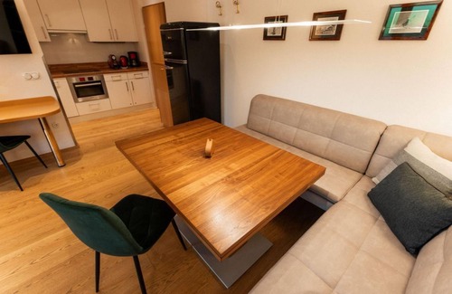 Schildlehen Apartment | 4 Jahreszeiten Appartements mit 3 Dusche/wc - Aparthotel Pfeffermühle