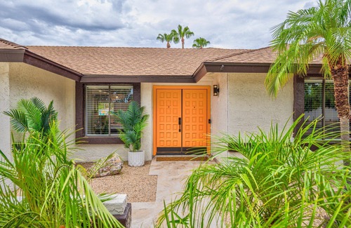 Covey House | 4 King Beds - Quiet Neighborhood, Heated Pool+Putting Green+Bocce