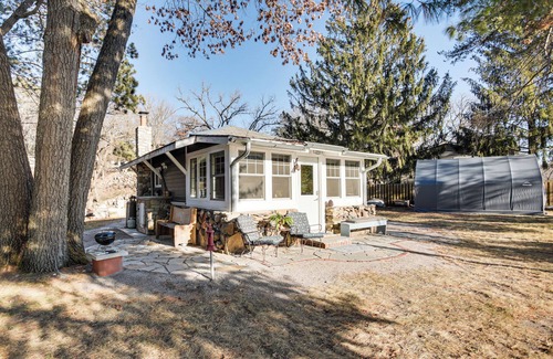 Elk River Apartment | 4 Mi to Main Street: Riverfront Minnesota Cabin