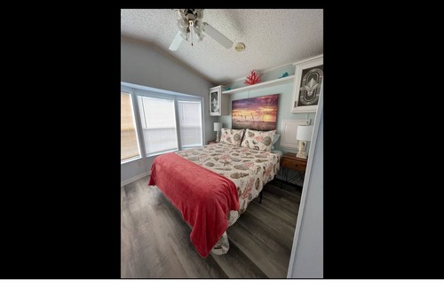 Campbell House | 4 miles away from Disney & theme parks, Entire place 1 bedroom,1 bath, kitchen