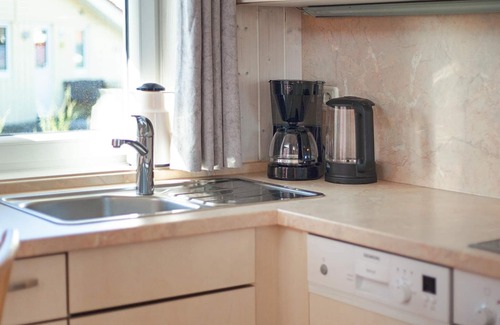 Lensterstrand House | 4 person holiday home in GROEMITZ