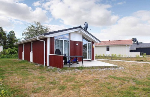 Lensterstrand House | 4 person holiday home in GROEMITZ