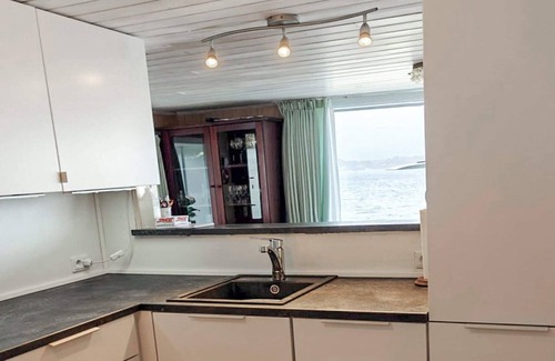 Hvalpsund House | 4 person holiday home in Farsø-By Traum