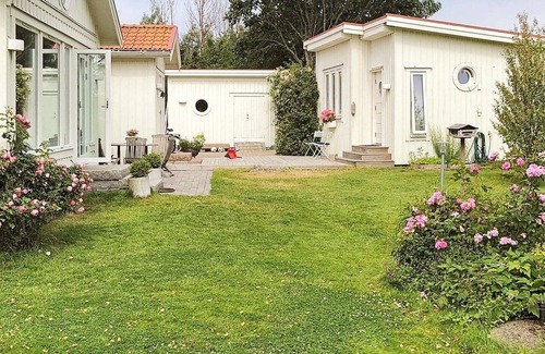 Bohus-Malmon House | 4 person holiday home in BOHUS MALMÖN