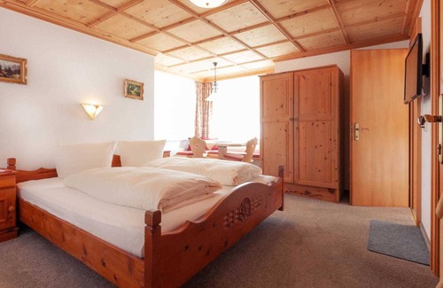 Mathon Apartment | 4 persons 2 double rooms, No. 103 & 104 - Edelweißhof, Mathon